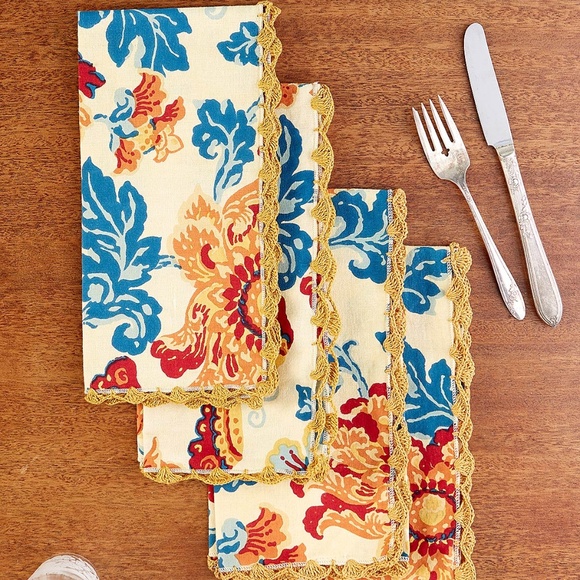 April Cornell Ming Crochet Kitchen Napkin 4 Pc NWT - Picture 1 of 2